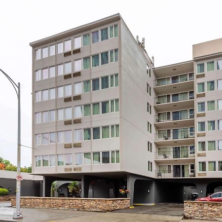 Отель La Quinta By Wyndham Seattle Downtown Экстерьер фото